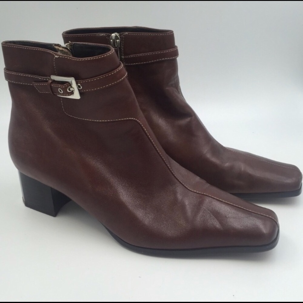 Apostrophe Ankle Brown Dress Boots
